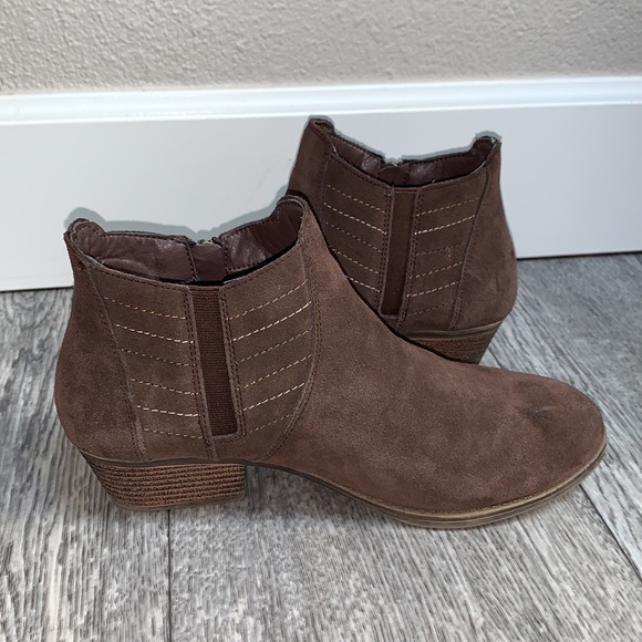 Sketchers Memory Foam block heel leather short brown Chelsea boots Sz 8.5 rustic - Picture 8 of 17